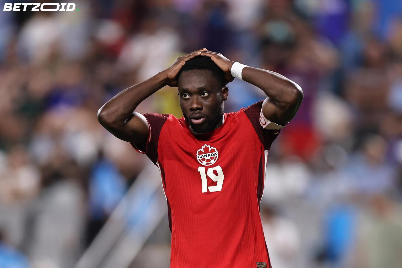 Alphonso Davies Blessure: WK-droom Canada Hangt aan Zijden Draad