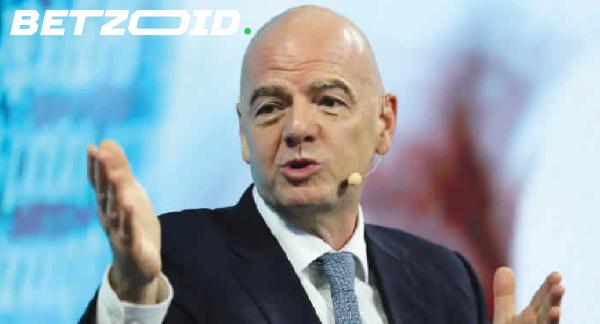 Infantino Prijst Voetbalgroei van Ghana Na 10 Jaar