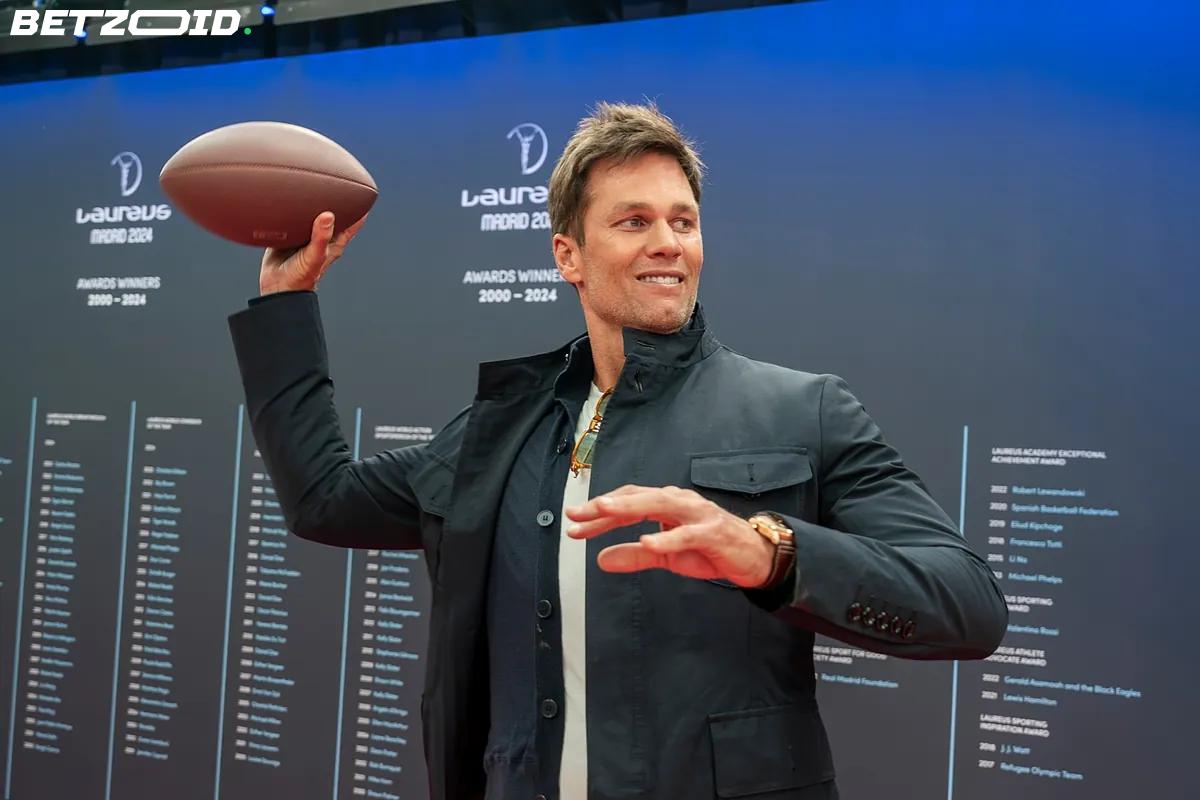 Tom Brady Bekritiseerd om FIFA-video waarin Hij Infantino Prijst