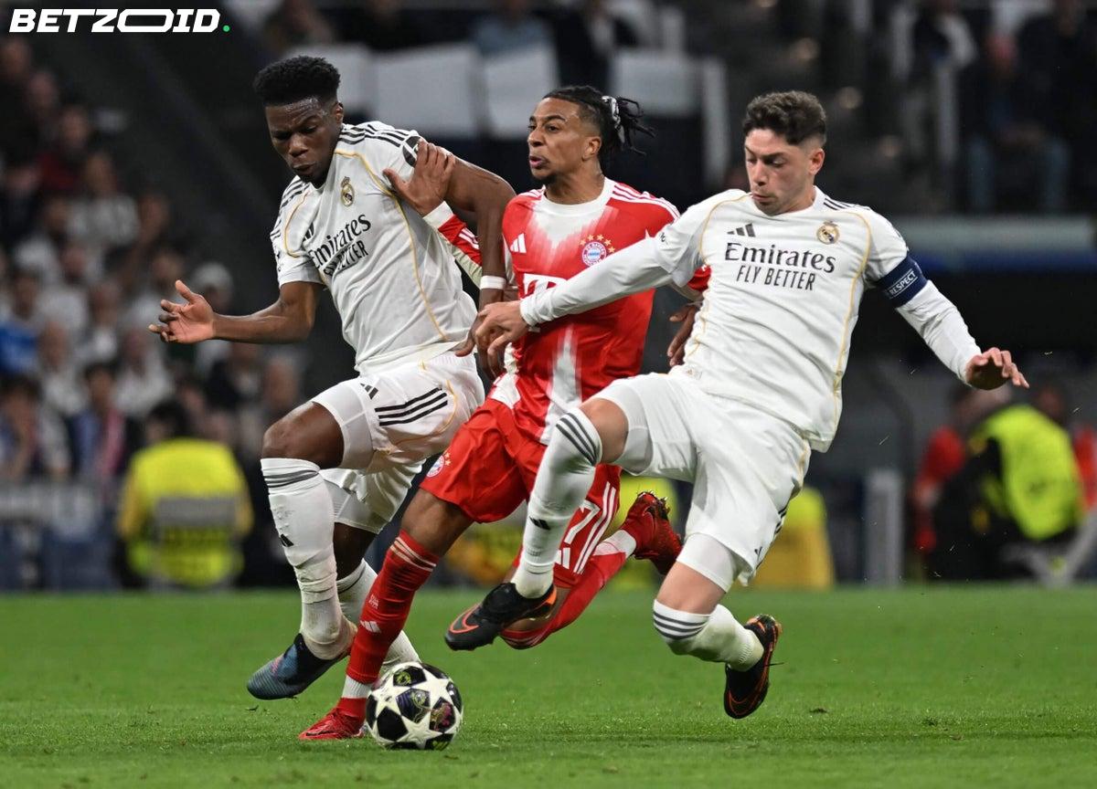 Valverde in ziekenhuis na vechtpartij met Tchouameni bij Real Madrid